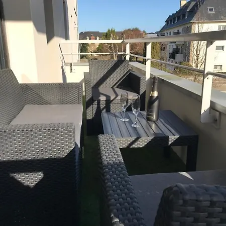 Curtiss Apartment *